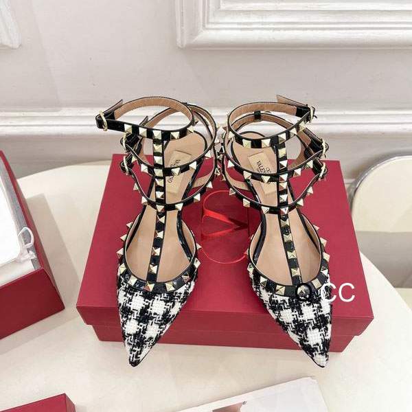 Picture of Valentino Shoes _SKUValentinosz35-40JX031720325